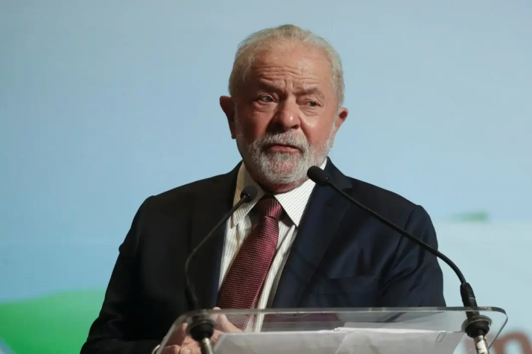 lula-esta-despierto,-conversa-«normalmente»-y-se-quedara-en-observacion-los-proximos-dias