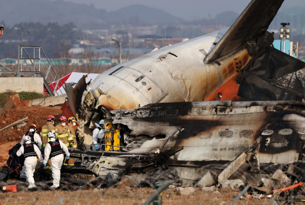 mueren-176-personas-en-accidente-aereo-en-corea-del-sur mueren-176-personas-en-accidente-aereo-en-corea-del-sur