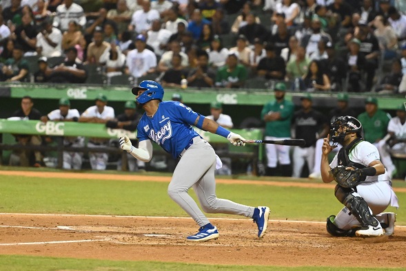 andujar-dio-hit-de-oro:-licey-vence-a-estrellas-y-empata-en-primero andujar-dio-hit-de-oro:-licey-vence-a-estrellas-y-empata-en-primero
