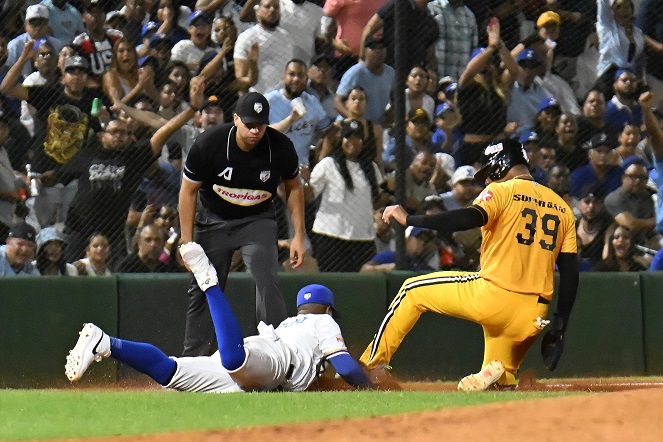 licey-blanqueo-1-0-a-las-aguilas-en-duelo-de-bullpen licey-blanqueo-1-0-a-las-aguilas-en-duelo-de-bullpen
