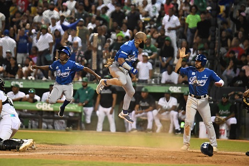 licey-remonta-ante-estrellas-y-consolida-liderato-en-el-round-robin licey-remonta-ante-estrellas-y-consolida-liderato-en-el-round-robin