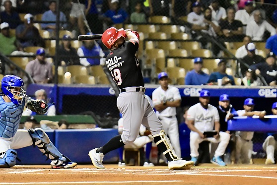 ¡a-palos!-leones-vencen-14-2-al-licey ¡a-palos!-leones-vencen-14-2-al-licey