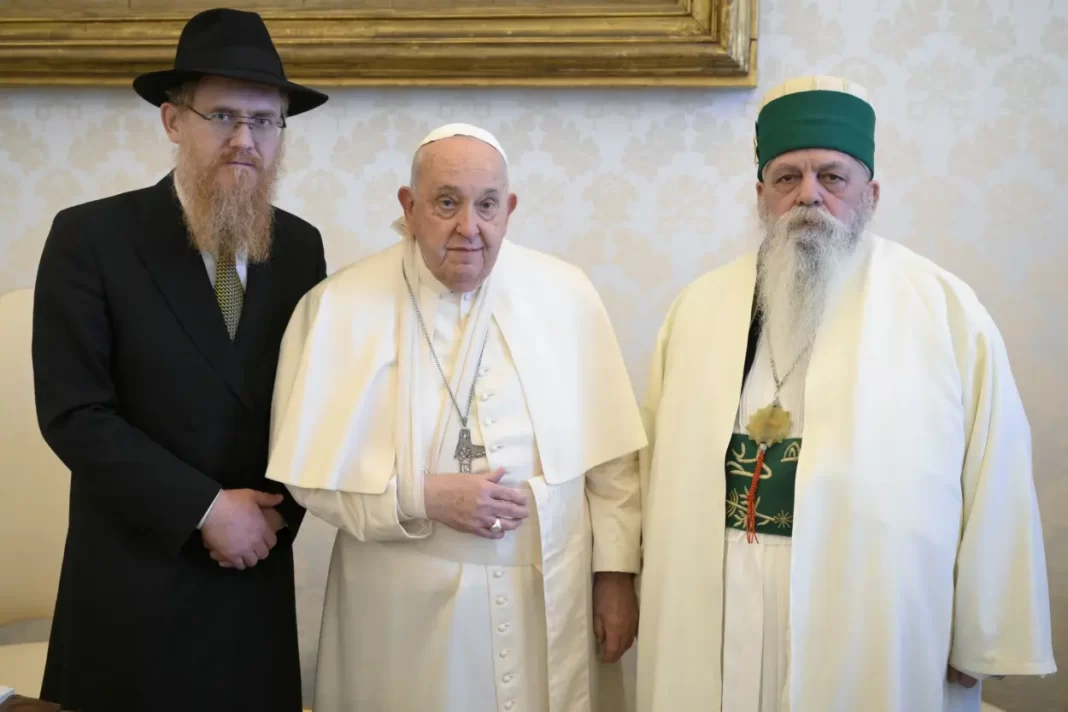 papa-francisco-sufre-su-segunda-caida-en-un-mes