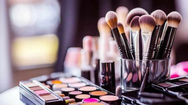 estudio-revelaria-que-las-brochas-de-maquillaje-estarian-mas-sucias-que-el-asiento-de-un-inodoro estudio-revelaria-que-las-brochas-de-maquillaje-estarian-mas-sucias-que-el-asiento-de-un-inodoro