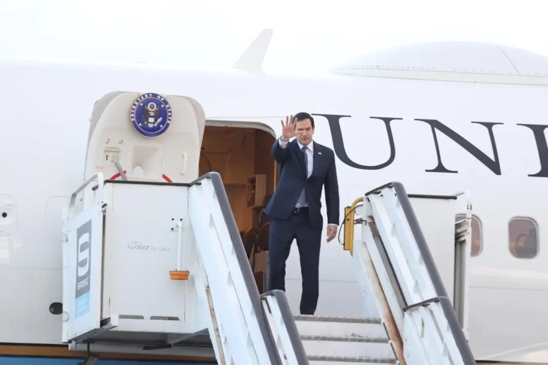 problema-mecanico-de-avion-retrasa-viaje-de-marco-rubio-a-munich problema-mecanico-de-avion-retrasa-viaje-de-marco-rubio-a-munich