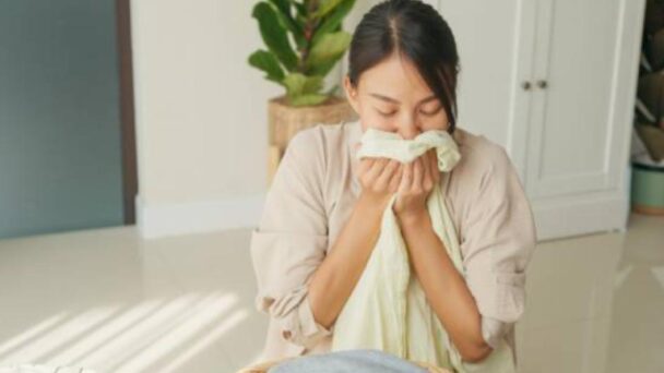 oler-ropa-sucia-de-tu-pareja-ayuda-a-reducir-los-niveles-de-estres,-segun-estudio oler-ropa-sucia-de-tu-pareja-ayuda-a-reducir-los-niveles-de-estres,-segun-estudio