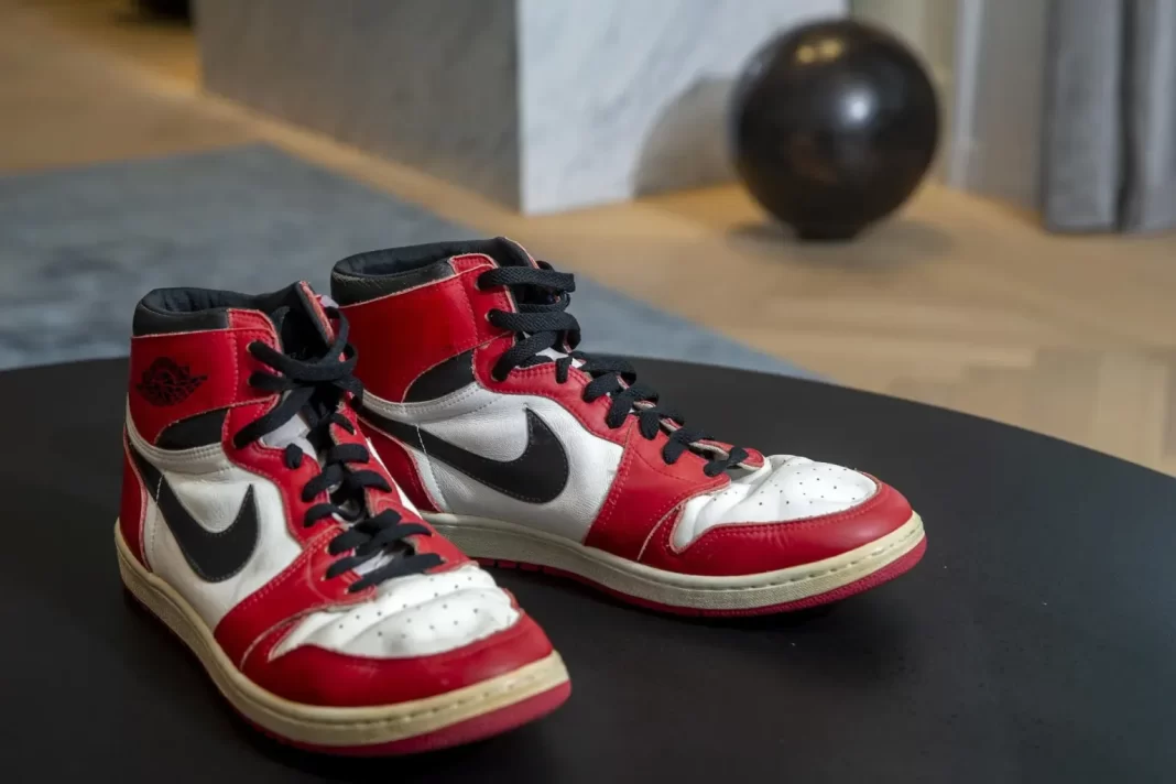 air-jordan,-40-anos-de-un-mito-prohibido