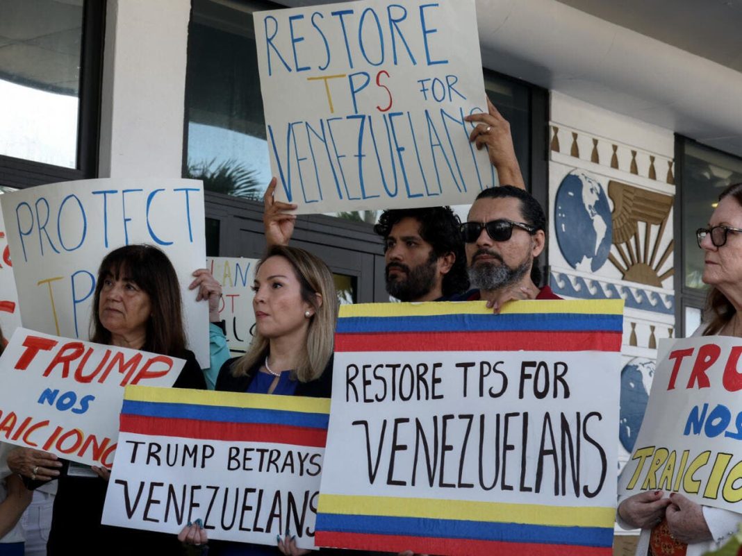 victoria-para-venezolanos:-juez-bloquea-fin-del-tps-por-trump
