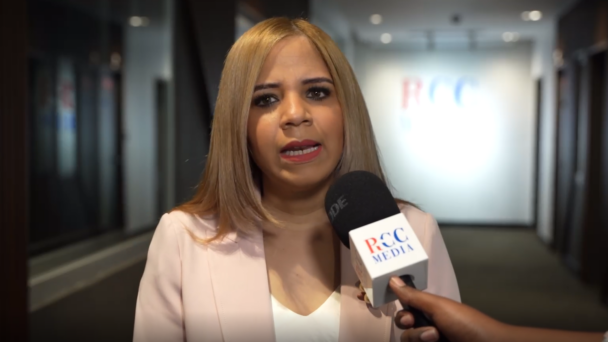 especialista-en-comercio-exterior-advierte-arancel-de-eeuu.-impactara-zonas-francas-dominicanas especialista-en-comercio-exterior-advierte-arancel-de-eeuu.-impactara-zonas-francas-dominicanas