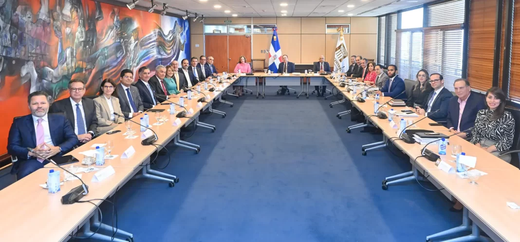 albizu-se-reune-con-conep-por-situacion-arancelaria;-destacan-aspectos-macroeconomicos-en-rd