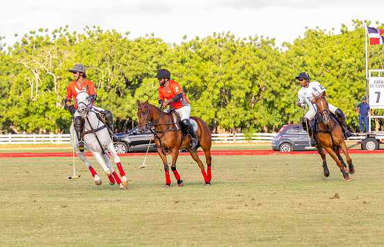 equipo-casa-de-campo-conquista-polo challenge equipo-casa-de-campo-conquista-polo challenge