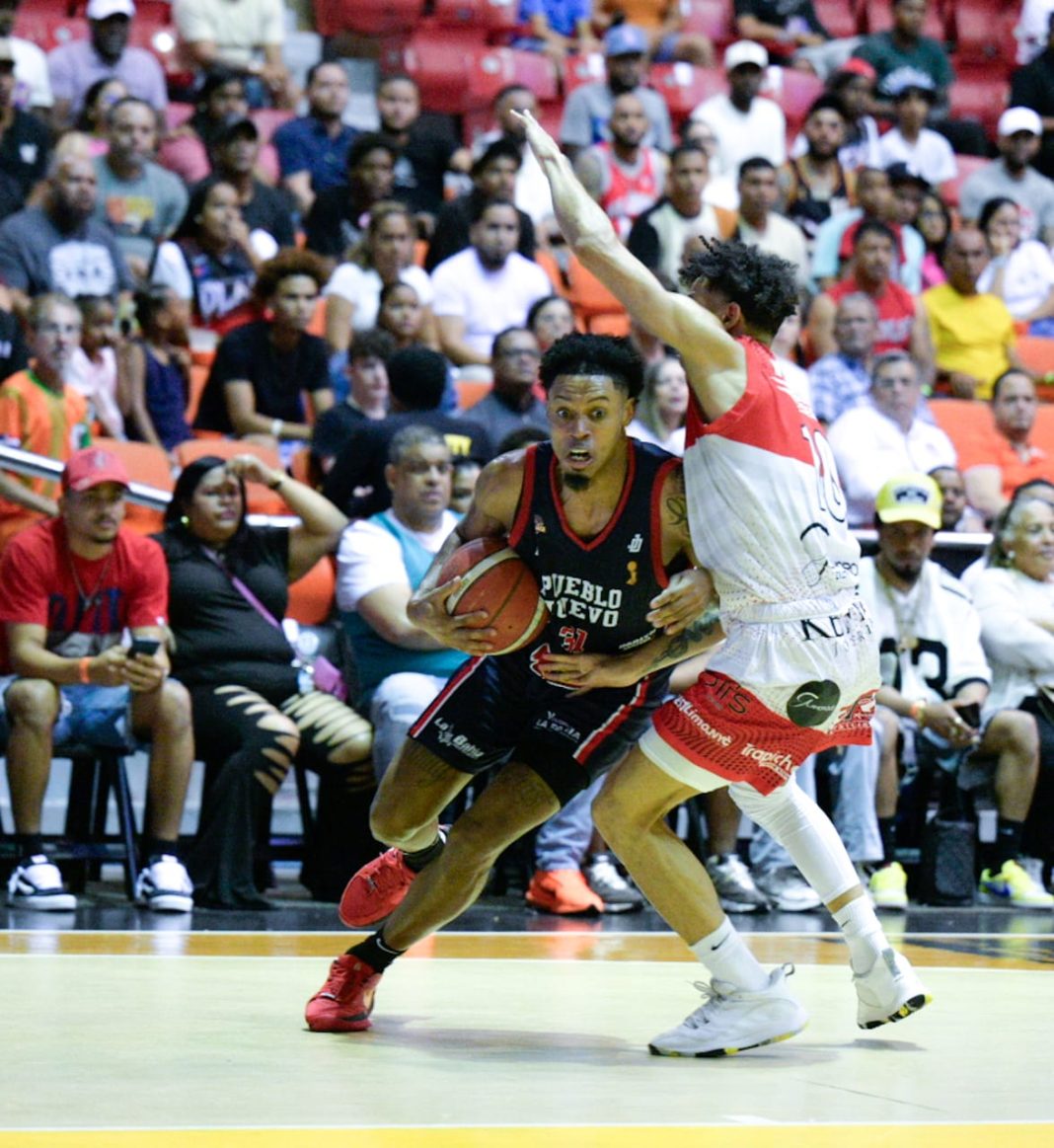 jhery-matos-lidera-a-pueblo-nuevo-que-remonto-ante-plaza-en-juego-1-de-la-serie-final-del-tbs jhery-matos-lidera-a-pueblo-nuevo-que-remonto-ante-plaza-en-juego-1-de-la-serie-final-del-tbs