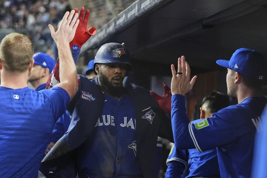 vladimir-la-saco,-kirk-define-con-doble-toronto-vence-los-yankees.-todos-los-resultados vladimir-la-saco,-kirk-define-con-doble-toronto-vence-los-yankees.-todos-los-resultados