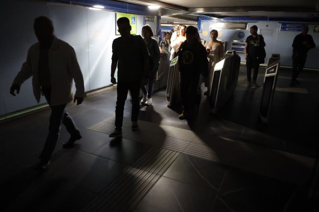 masivo-apagon-electrico-afecta-a-espana,-portugal-y-francia masivo-apagon-electrico-afecta-a-espana,-portugal-y-francia