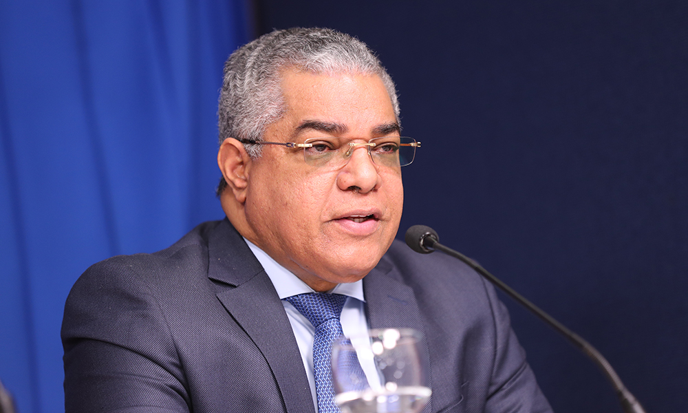 economista-luis-reyes-revela-desplome-laboral-del-35%-durante-primeros-meses-de-2025 economista-luis-reyes-revela-desplome-laboral-del-35%-durante-primeros-meses-de-2025