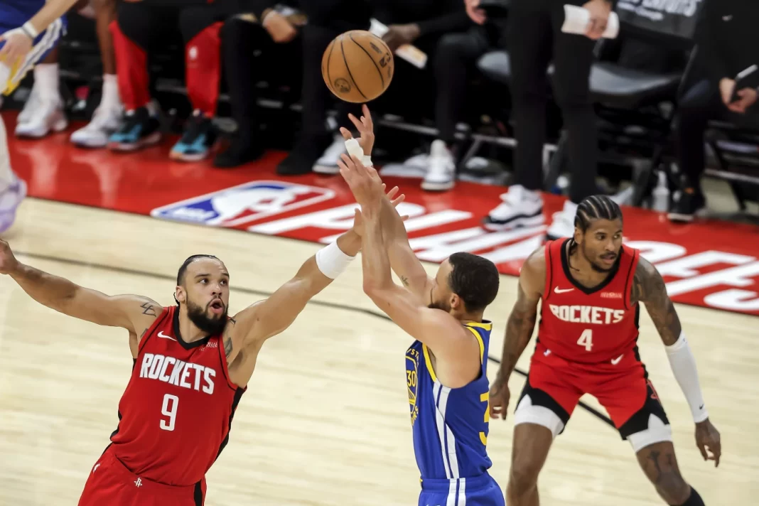 vanvleet-y-thompson-lideran-paliza-de-rockets-sobre-warriors-y-evitan-la-eliminacion vanvleet-y-thompson-lideran-paliza-de-rockets-sobre-warriors-y-evitan-la-eliminacion
