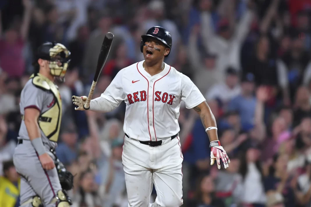 devers-decide-con-jonron-ozuna-tambien-dio-hr.-los-red-sox-vencen-a-los-bravos