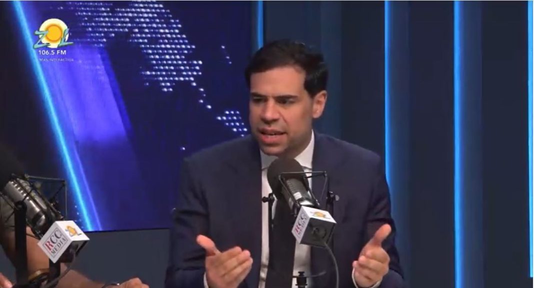 ministro-de-cultura-presenta-ternas-a-abinader-para-comision-nacional-de-espectaculos-publicos