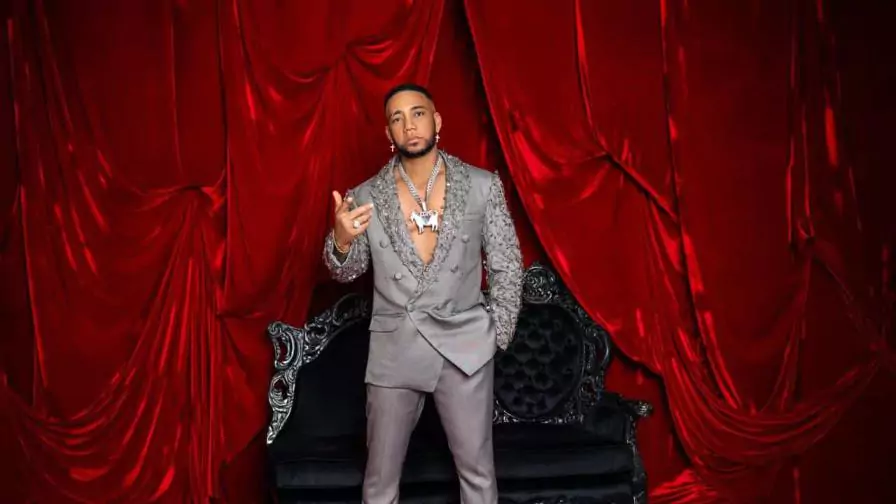 elvis-martinez-logra-sold-out-en-la-gran-arena-del-cibao elvis-martinez-logra-sold-out-en-la-gran-arena-del-cibao