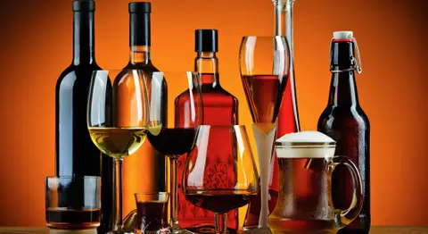 un-trago-de-alcohol-te-quita-cinco-minutos-de-vida un-trago-de-alcohol-te-quita-cinco-minutos-de-vida