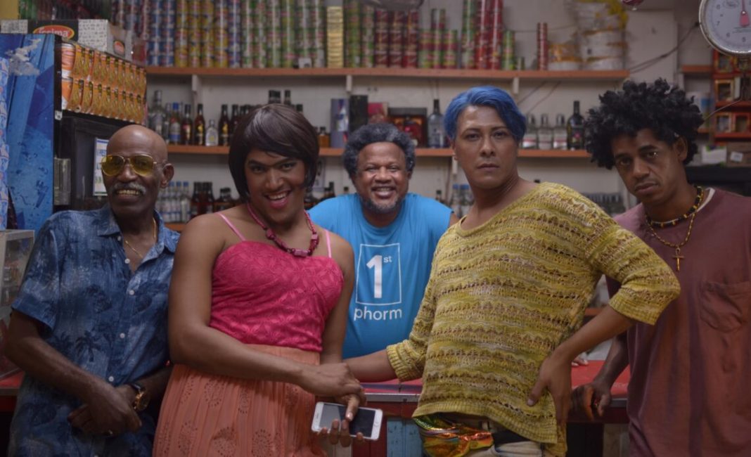 «carlota,-la-mas-barrial»:-la-comedia-dominicana-que-conquista-el-cine