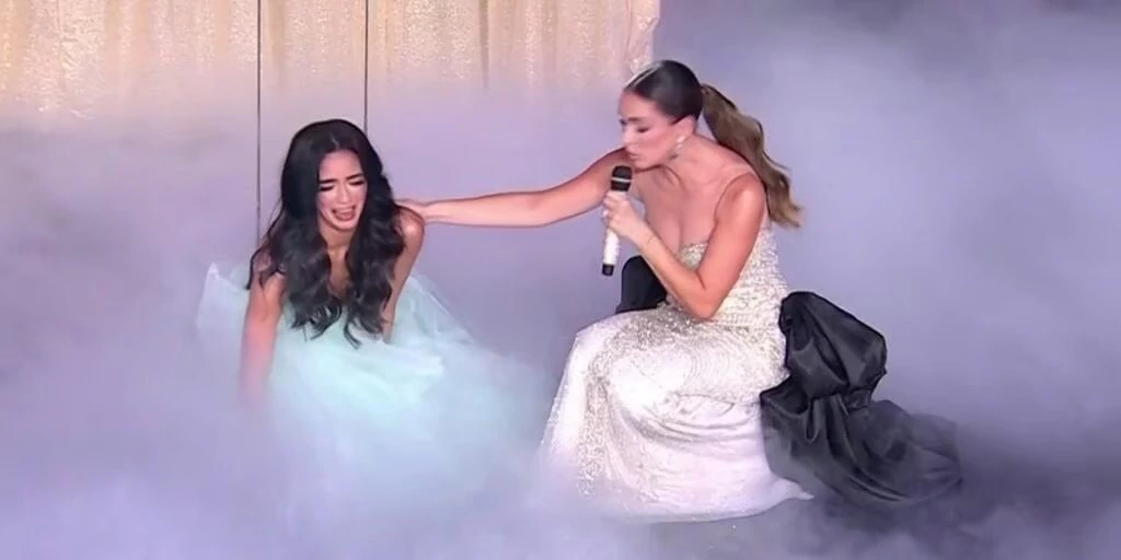 concursante-de-miss-universe-latina-sufre-caida-tras-ser-obligada-a-prueba-de-altura concursante-de-miss-universe-latina-sufre-caida-tras-ser-obligada-a-prueba-de-altura