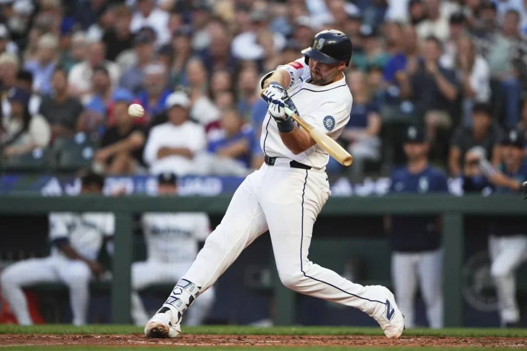 raleigh-pego-hr-39,-montas-gano,-marineros-frenan-a-milwaukee.-mets-remontan-ante-angelino 