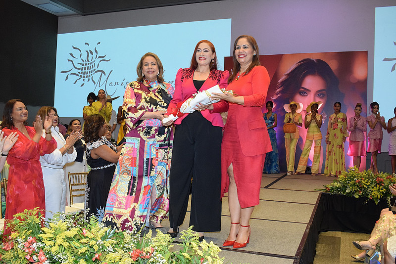 marisol-henriquez-celebra-el-alma-del-caribe-en-su-coleccion-primavera–verano marisol-henriquez-celebra-el-alma-del-caribe-en-su-coleccion-primavera–verano