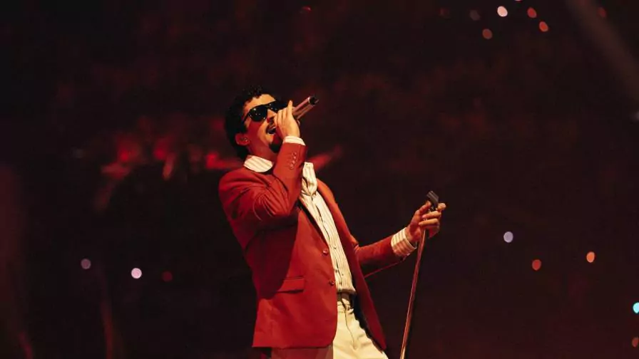 bad-bunny-congrega-a-estrellas-en-su-residencia-musical-en-puerto-rico bad-bunny-congrega-a-estrellas-en-su-residencia-musical-en-puerto-rico