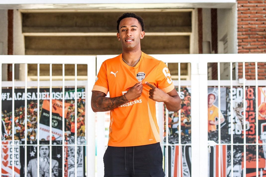 cibao-fc-suma-talento-internacional-con-jose-conesa-para-blindar-su-defensa