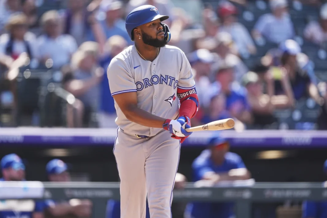 guerrero-hr-y-3hits:-tooronto-establece-record-en-serie-de-3-juegos-ante-los-rockies