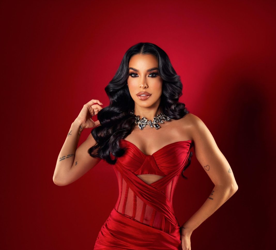 jessica-pereira-brilla-en-la-conduccion-del-miss-universo-republica-dominicana