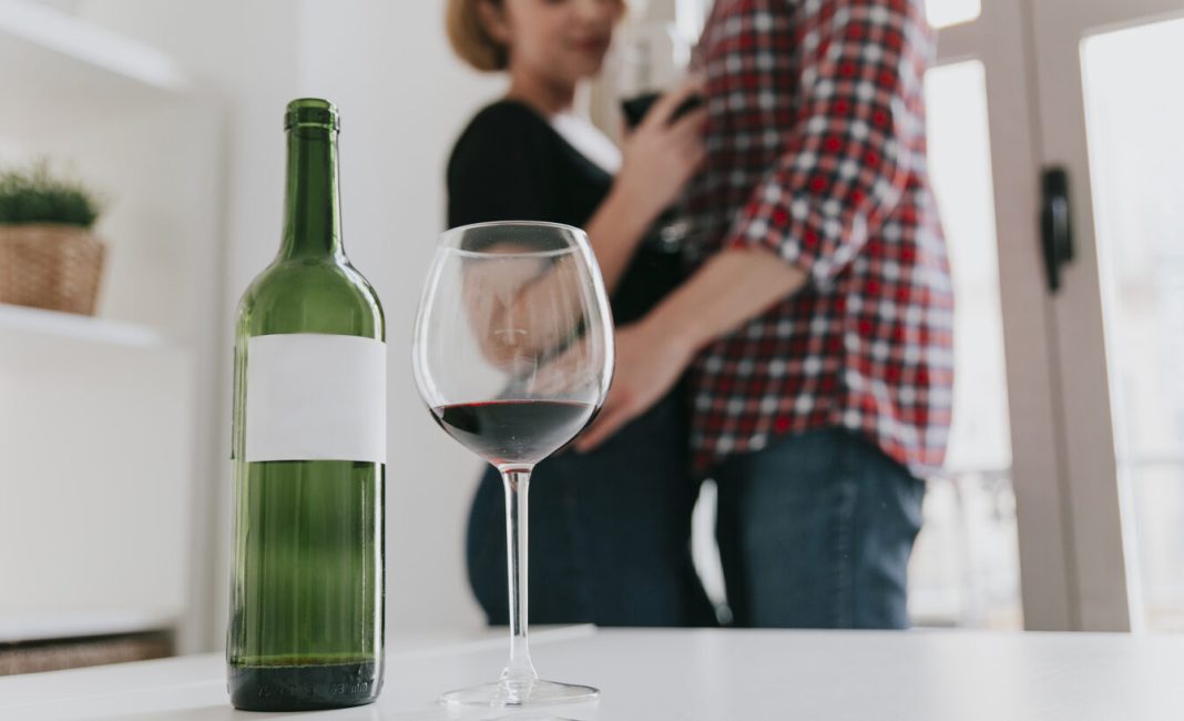 gineco-obstetra-advierte-sobre-riesgos-del-“esperma-borracho”-en-la-concepcion