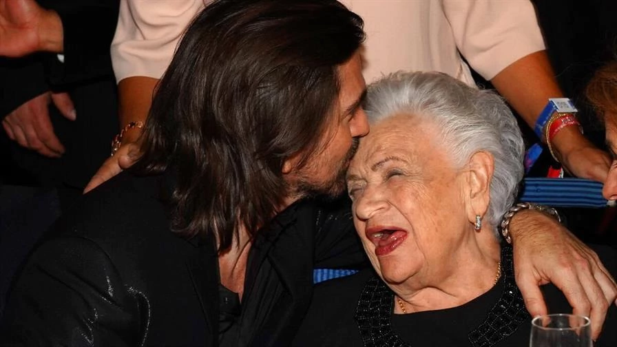 muere-la-madre-del-cantante-juanes-a-los-95-anos muere-la-madre-del-cantante-juanes-a-los-95-anos