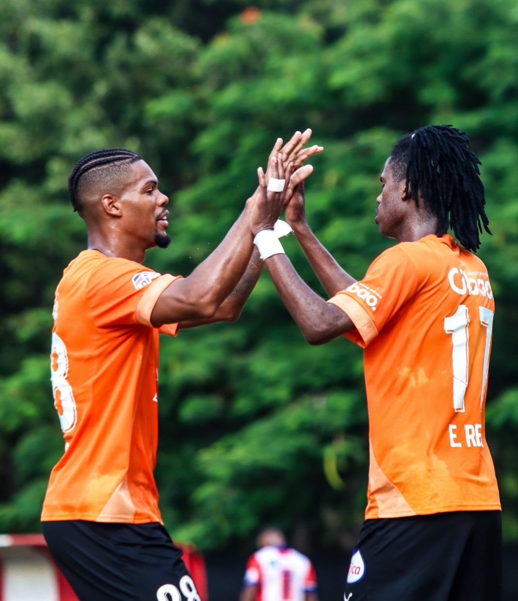 cibao-fc -vence-delfines-y-empata-en-la-cima-de-la-ldf