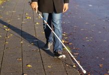 Hombre fingió ceguera por 50 años en Italia cobró más de un millón de euros hombre-fingio-ceguera-por-50-anos-en-italia-cobro-mas-de-un-millon-de-euros