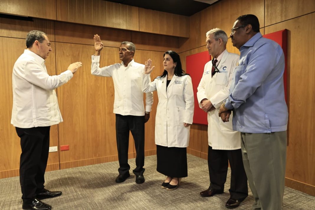 sns-designa-nuevas-autoridades-en-el-hospital-jose-joaquin-puello