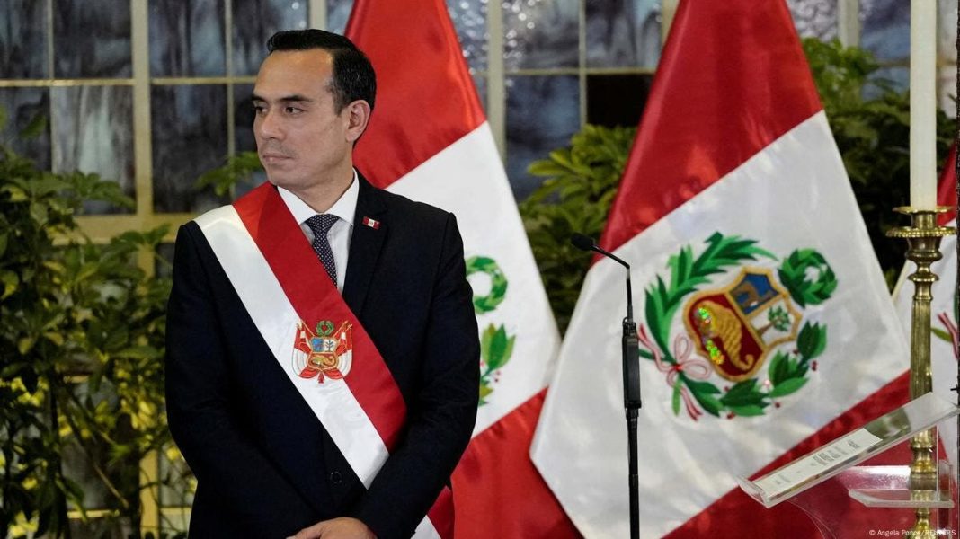 presidente-de-transicion-de-peru,-jose-jeri,-afirma-que-no-renunciara-al-cargo presidente-de-transicion-de-peru,-jose-jeri,-afirma-que-no-renunciara-al-cargo