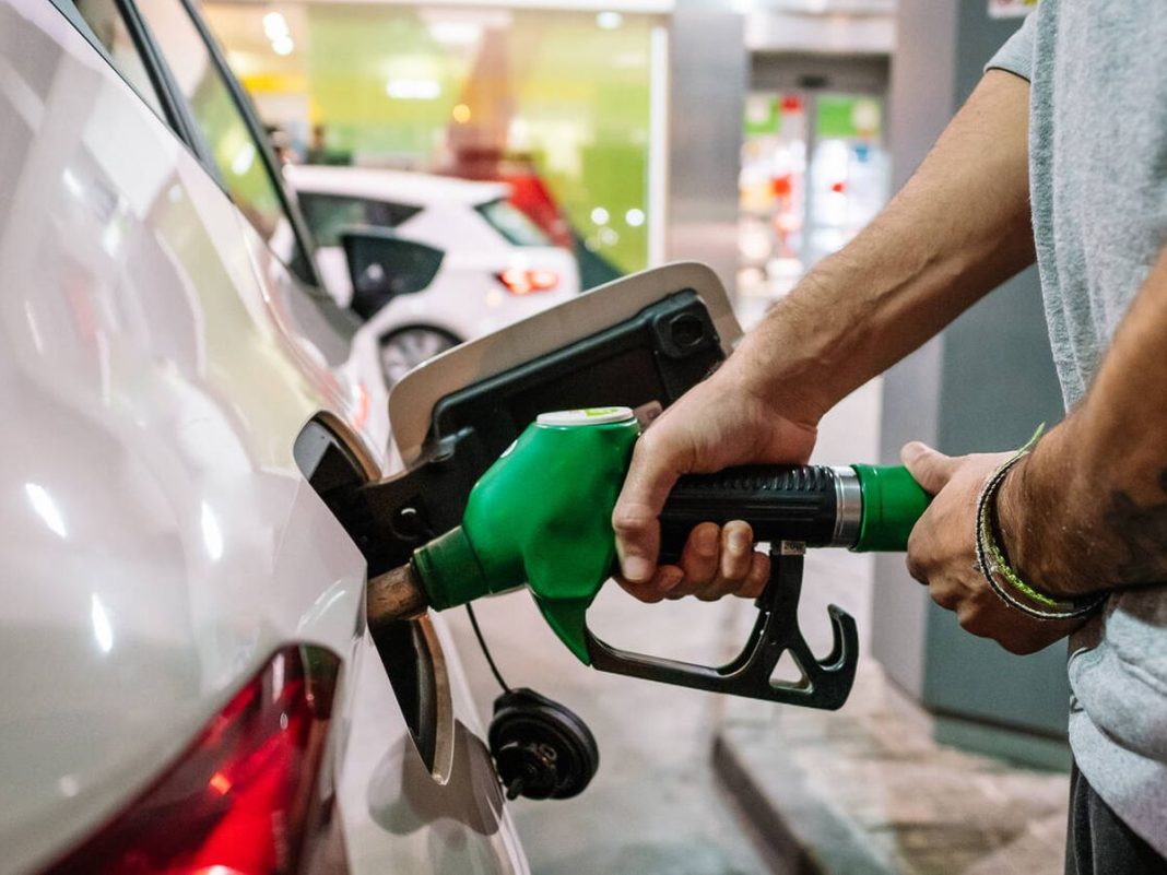 gobierno-congela-precios-de-principales-combustibles-para-semana-del-18-al-24