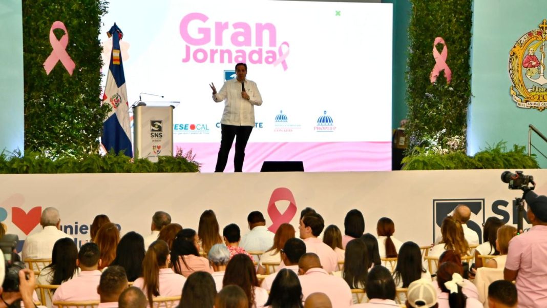 victor-atallah-motiva-a-las-mujeres-a-realizarse-chequeos-para-prevenir-el-cancer-de-mama