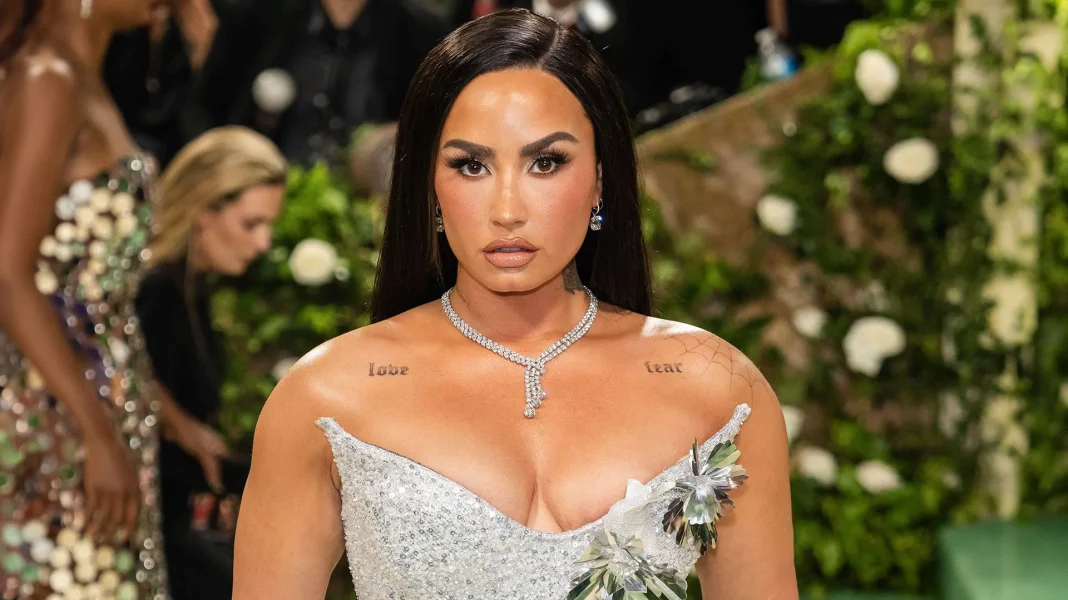 demi-lovato-revela-a-sus-fans-su-lucha-con-el-trastorno-alimentario