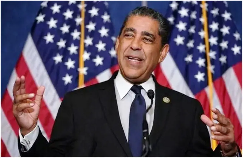 adriano-espaillat-asegura-que-ataques-de-trump-en-el-caribe-son-“irresponsables”-e-“ilegales” adriano-espaillat-asegura-que-ataques-de-trump-en-el-caribe-son-“irresponsables”-e-“ilegales”