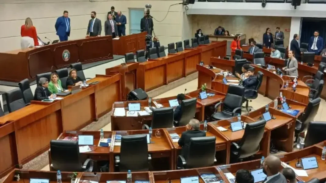 parlamento-de-panama-ratifica-el-presupuesto-nacional-mas-alto-de-la-historia-del-pais parlamento-de-panama-ratifica-el-presupuesto-nacional-mas-alto-de-la-historia-del-pais