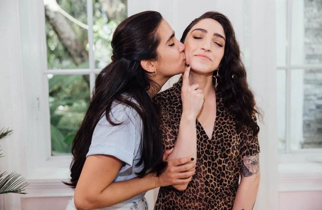 arrestan-a-novia-de-emily-estefan-por-presunta-agresion-y-robo-con-violencia-en-miami arrestan-a-novia-de-emily-estefan-por-presunta-agresion-y-robo-con-violencia-en-miami