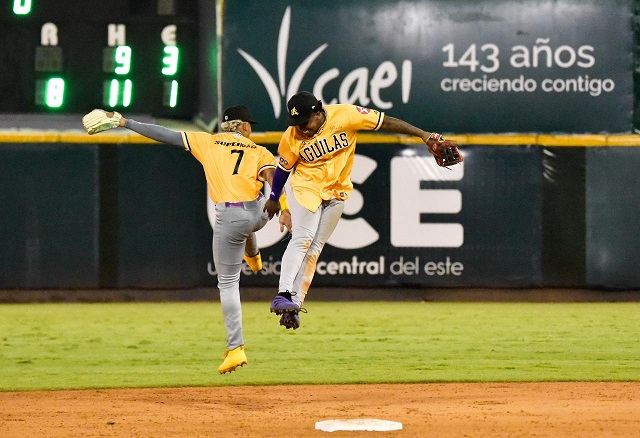 emmanuel-y-aderlin-rodriguez,-la-sacaron,-aguilas-derrotan-estrellas emmanuel-y-aderlin-rodriguez,-la-sacaron,-aguilas-derrotan-estrellas