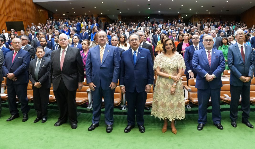 banco-central-celebra-misa-accion-de-gracias-por-78o-aniversario-de-su-creacion banco-central-celebra-misa-accion-de-gracias-por-78o-aniversario-de-su-creacion