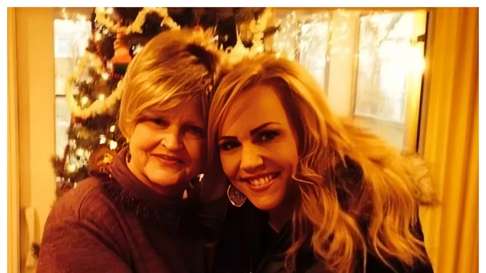 arrestan-expresentadora-de-tv-acusada-de-asesinar-a-su-madre-en-kansas arrestan-expresentadora-de-tv-acusada-de-asesinar-a-su-madre-en-kansas