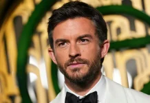 Jonathan Bailey, elegido como “el hombre más sexy del mundo” jonathan-bailey,-elegido-como-“el-hombre-mas-sexy-del-mundo”
