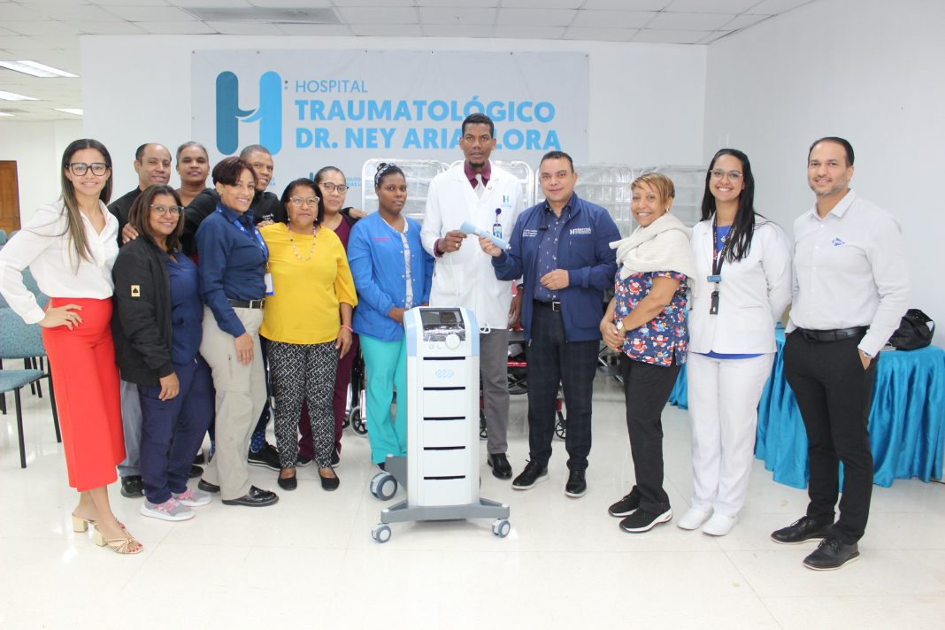 hospital-ney-arias-lora-instala-moderna-unidad-de-onda-de-choque hospital-ney-arias-lora-instala-moderna-unidad-de-onda-de-choque