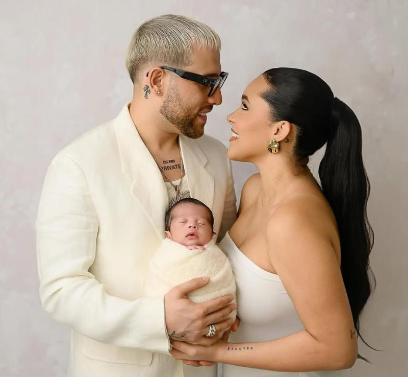 mark-b-presenta-a-su-segundo-hijo-dimark-burdier mark-b-presenta-a-su-segundo-hijo-dimark-burdier